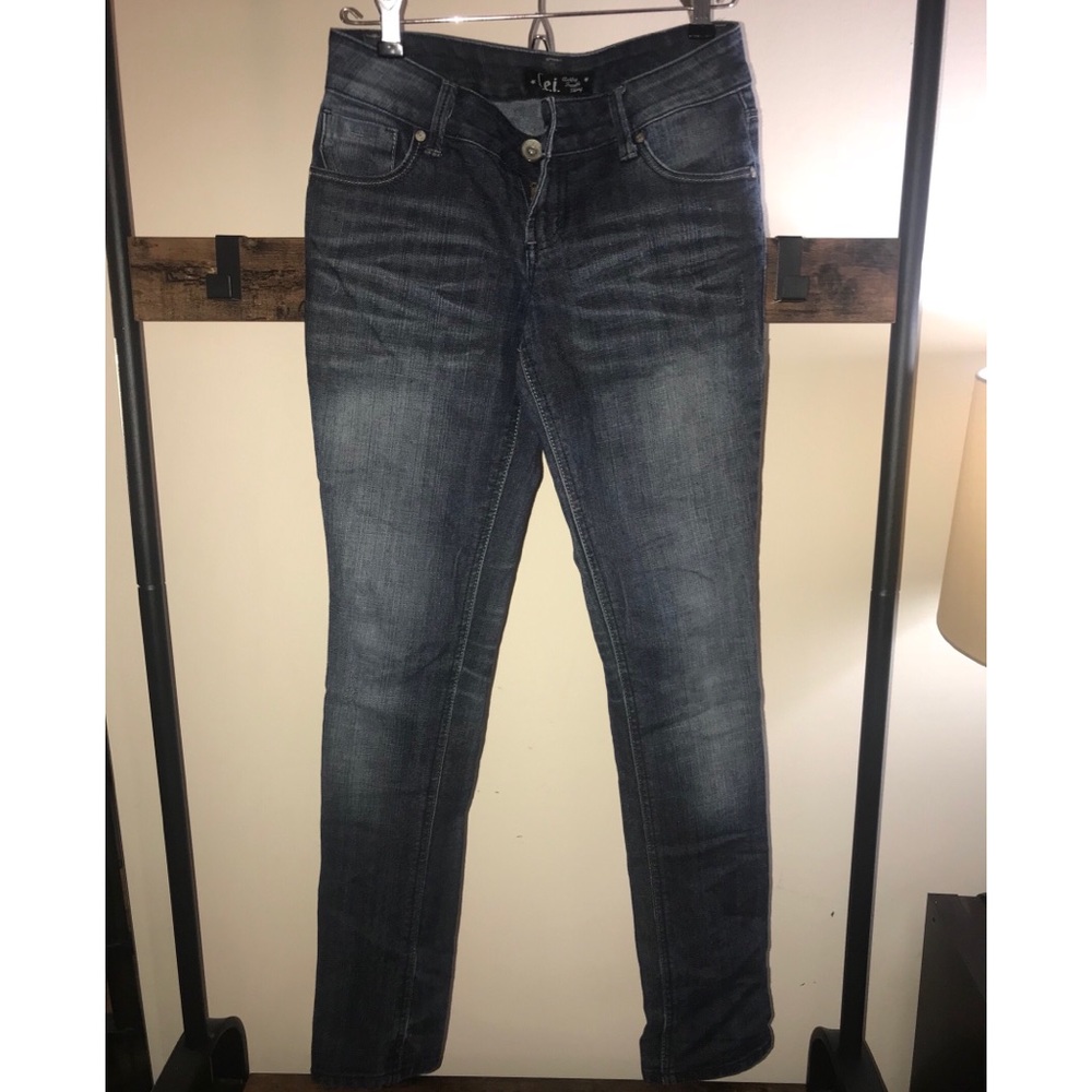 3/$15 L.e.i. jeans